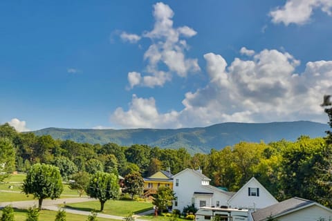 16805UmOU6ZU8Y-20231004215902