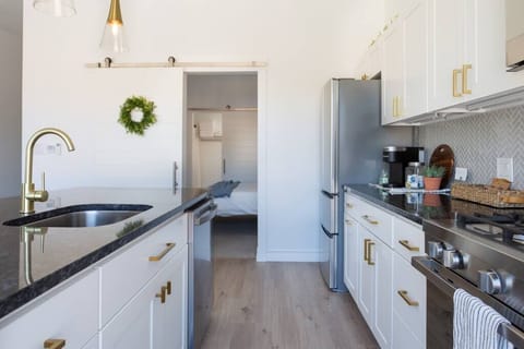 0e55d6ff-85cf-4eb7-bfc7-85ae4b506e7d