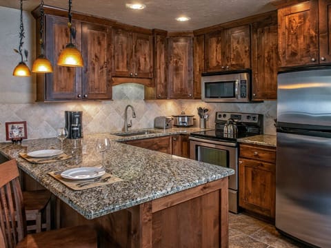 Grand Lodge on Peak 7 3 Bedroom Residence