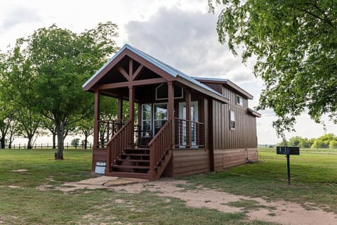 Modern style Cabin