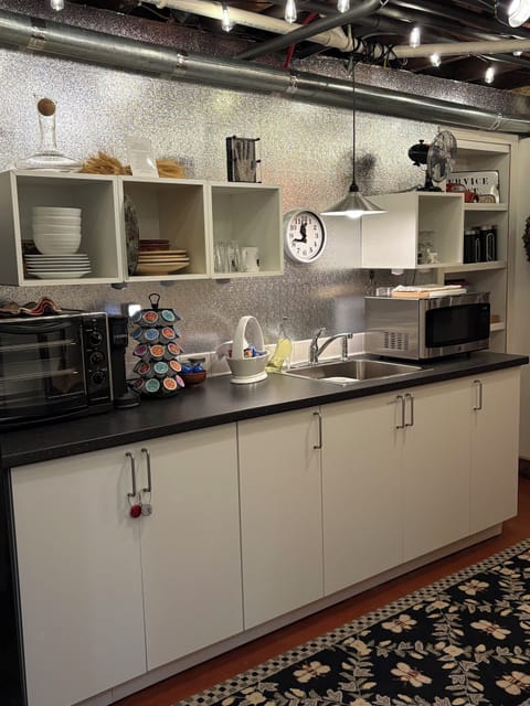 Keurig coffee, creamer and sugars