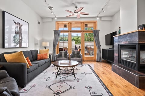 Mountain Views from the Open Living space and Deck