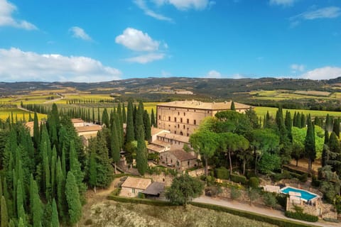 Activities, Amenities, Balcony / Terrace / Patio, Building Exterior, Pool, Spring, Summer