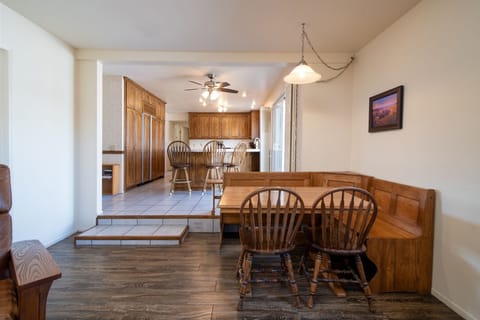 This classic nook set up is the perfect place to break bread with loved ones.