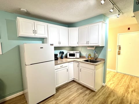 Kitchenette for prepping meals