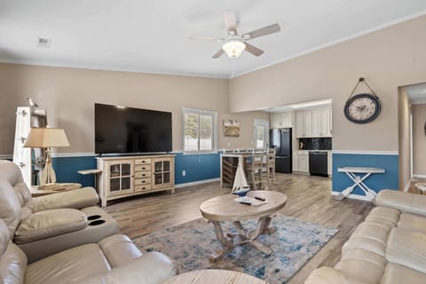 Leather Reclining Furniture