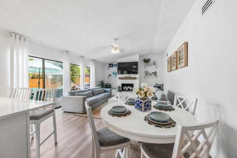 Dinning Table