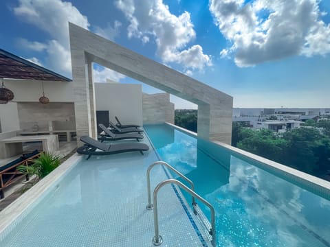 Rooftop pool