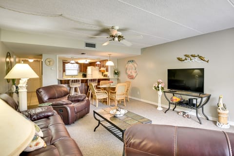 Daytona Beach Shores Vacation Rental | 2BR | 2BA | 1,200 Sq Ft | 1 Step Required