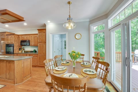 Breakfast Nook | Central Heat & A/C