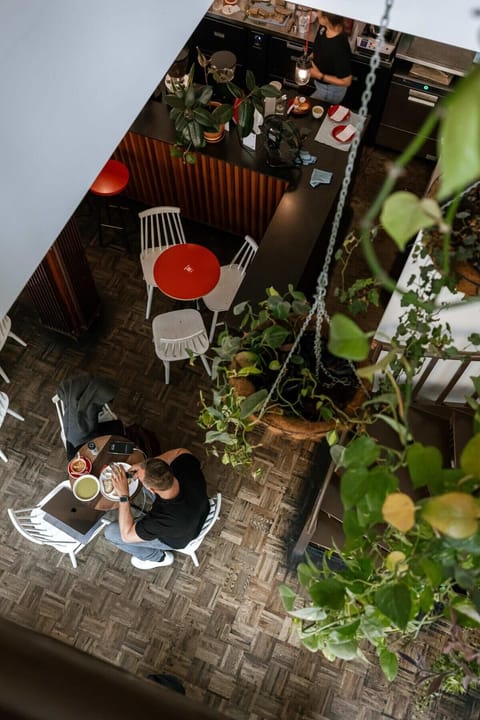 Resto Labath Location