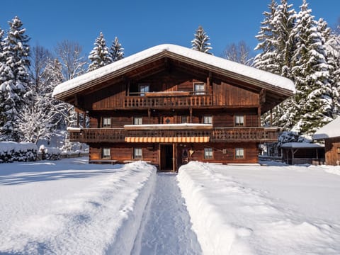 Holiday Home Exterior [winter]