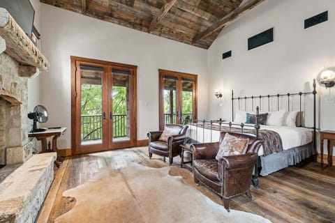 Blacksmith Quarters: The Carl Cottage
Discover the epitome of Texas wine country charm at The Carl Cottage, a rustic and inviting Barons Creek retreat in historic Fredericksburg. This delightful cottage offers a perfect blend of comfort, convenience,