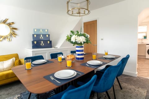 Perfect for a lovely meal around the table