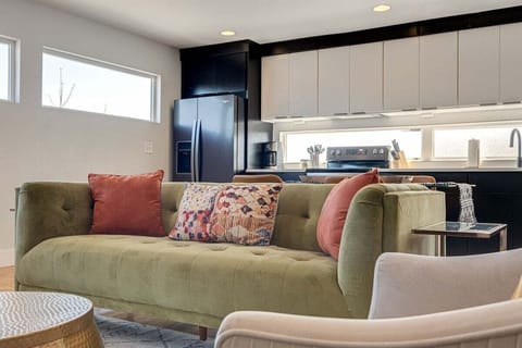 Perfectly layered seating area with color and texture.