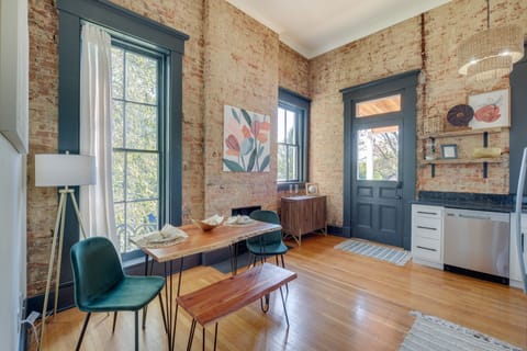 Dining Area | Free WiFi | Central A/C & Heating