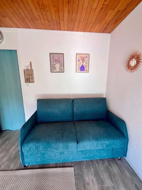 Convertible sofa