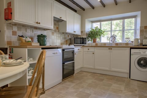 The Old Potting Shed, Kirkbymoorside: A sweet cottage tucked away in this popular North York Moors town