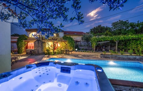 pool