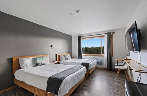 Bedroom. Interior and views may vary based on location and availability.