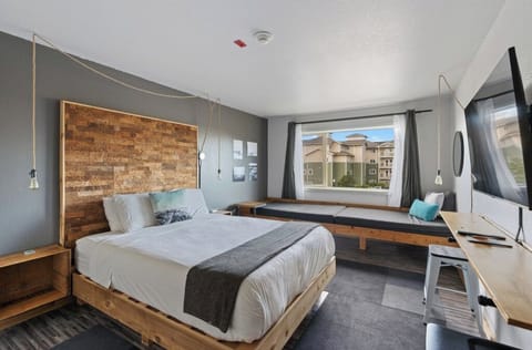 Bedroom. Interior and views may vary based on location and availability.