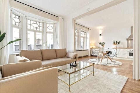 Sunlit serenity: a modern space to relax and recharge