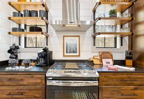 This modern kitchen setup makes cooking a pleasure.