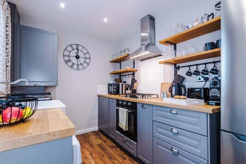 The fully equipped kitchen has everything you need for a short or long stay in Chester.
