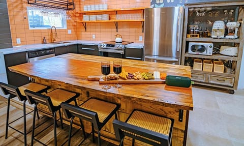 Main Kitchen Equipped With Pots & Pans, Blender, Crockpot, Espresso Machine & All the cooking basics you need to prepare large family meals! 