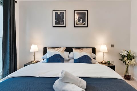 The Cosmo - One Bed - Canary Wharf (1)