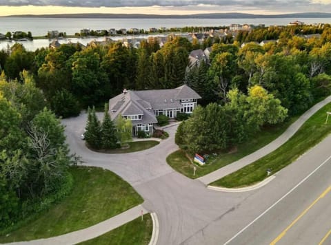 View  of entire property 
