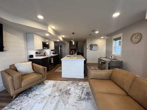 Living kitchen area dining table