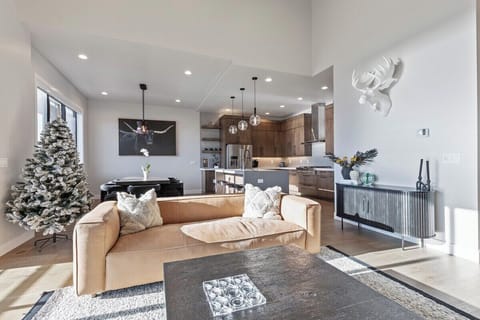 Beautiful Living/dining/kitchen area for family gatherings. 