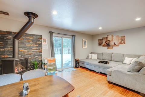 South Lake Tahoe Vacation Rental | 3BR | 2BA | Steps Required to Enter