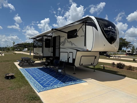 37' 5th Wheel...picnic table not included.