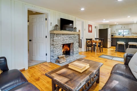 Living Room | Wood-Burning Fireplace | Smart TV