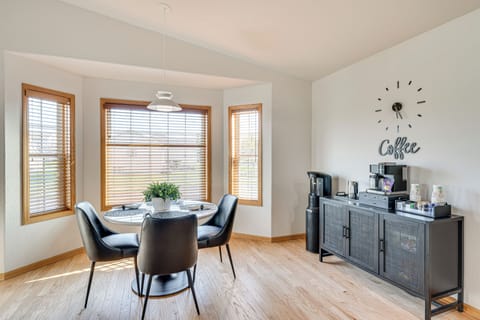 Dining Nook | Open Floor Plan | Central A/C & Heating