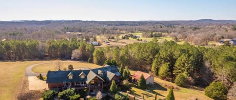 Welcome to The Ranch! A Mega Luxury Cabin Secluded on 30-Acres of Beautiful Land with 6 Bedrooms and All the Amenities you Need for Paradise in Hot Springs, Arkansas.