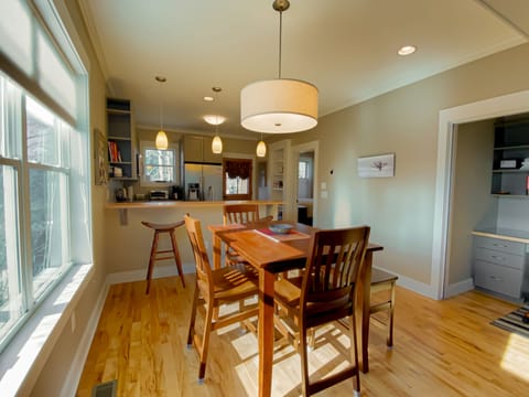 Dining Room / Kitchen