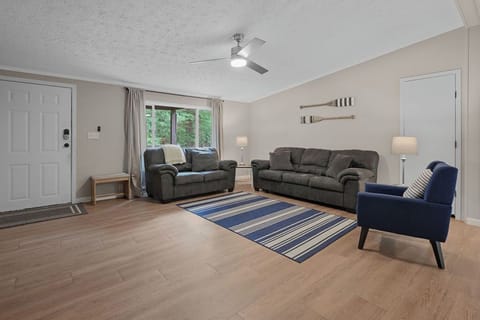 Living area 1.  Lots of seating, and has Xbox 360