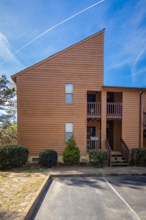 Shorebreakaway Condo Exterior