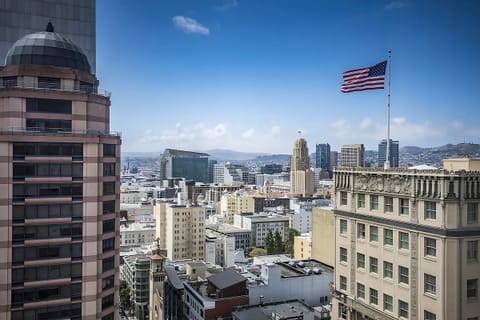 Take in sweeping skyline views just beyond your doorstep.