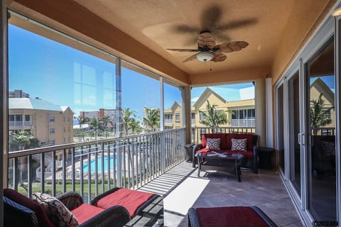 Welcome to Island Living at Bella Lago 444