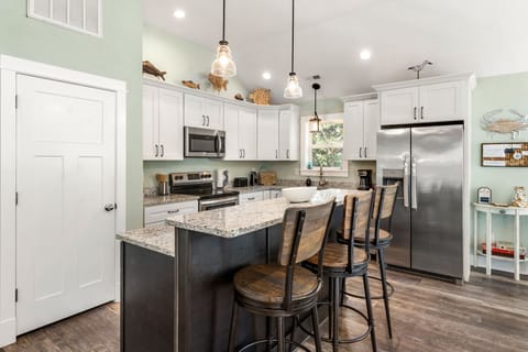 VOH237: Irie | Top Level Kitchen