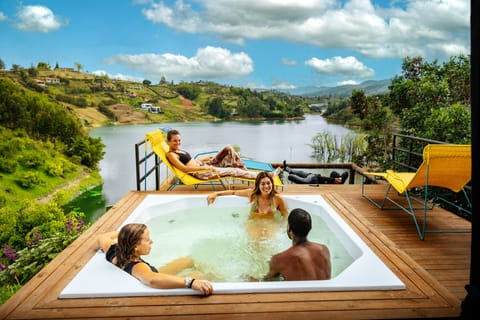 Outdoor spa tub