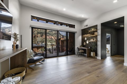 Johnson Mountain Villa