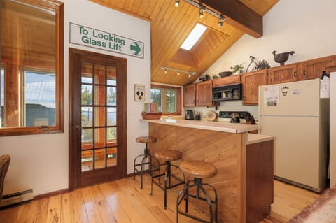 SWP Kings Crossing 13 breakfast bar