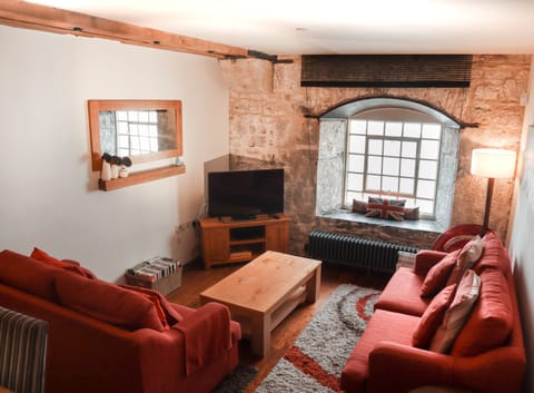 Lounge with river view