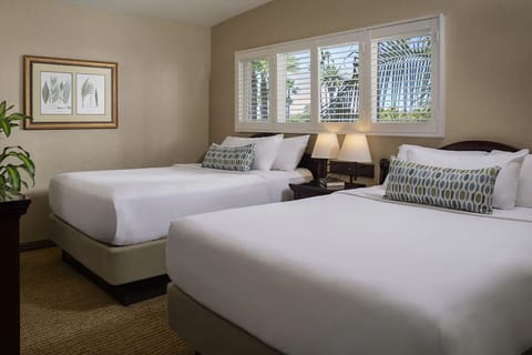 Unit with 2 Queen size beds