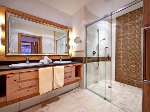 Romantiksuite Edelweiß - Biohotel Castello Koenigsleiten Apartment in Salzburgerland